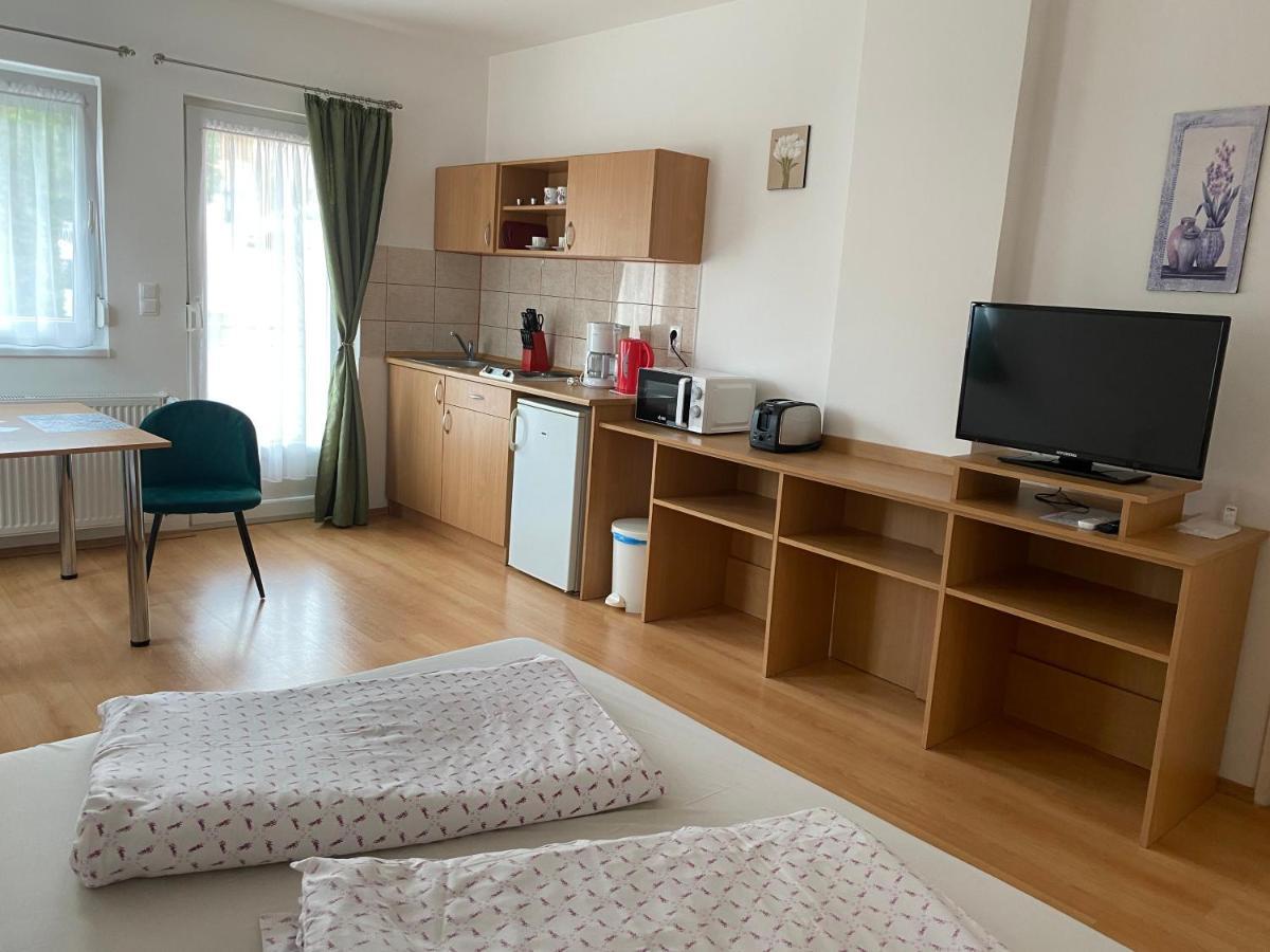 Bonita Apartmanhaz Apartment Zalakaros Exterior photo